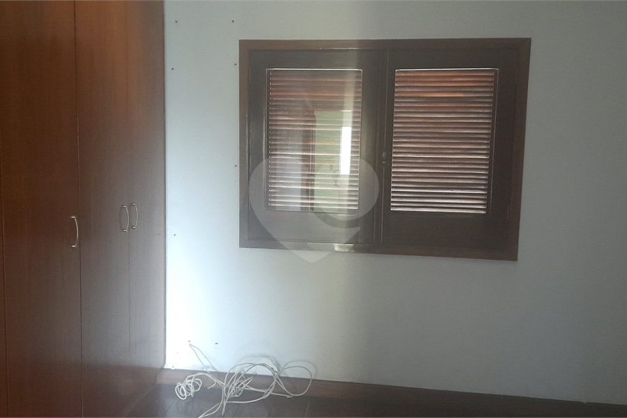 Sobrado à venda com 3 suítes em Tremembé, São Paulo, SP