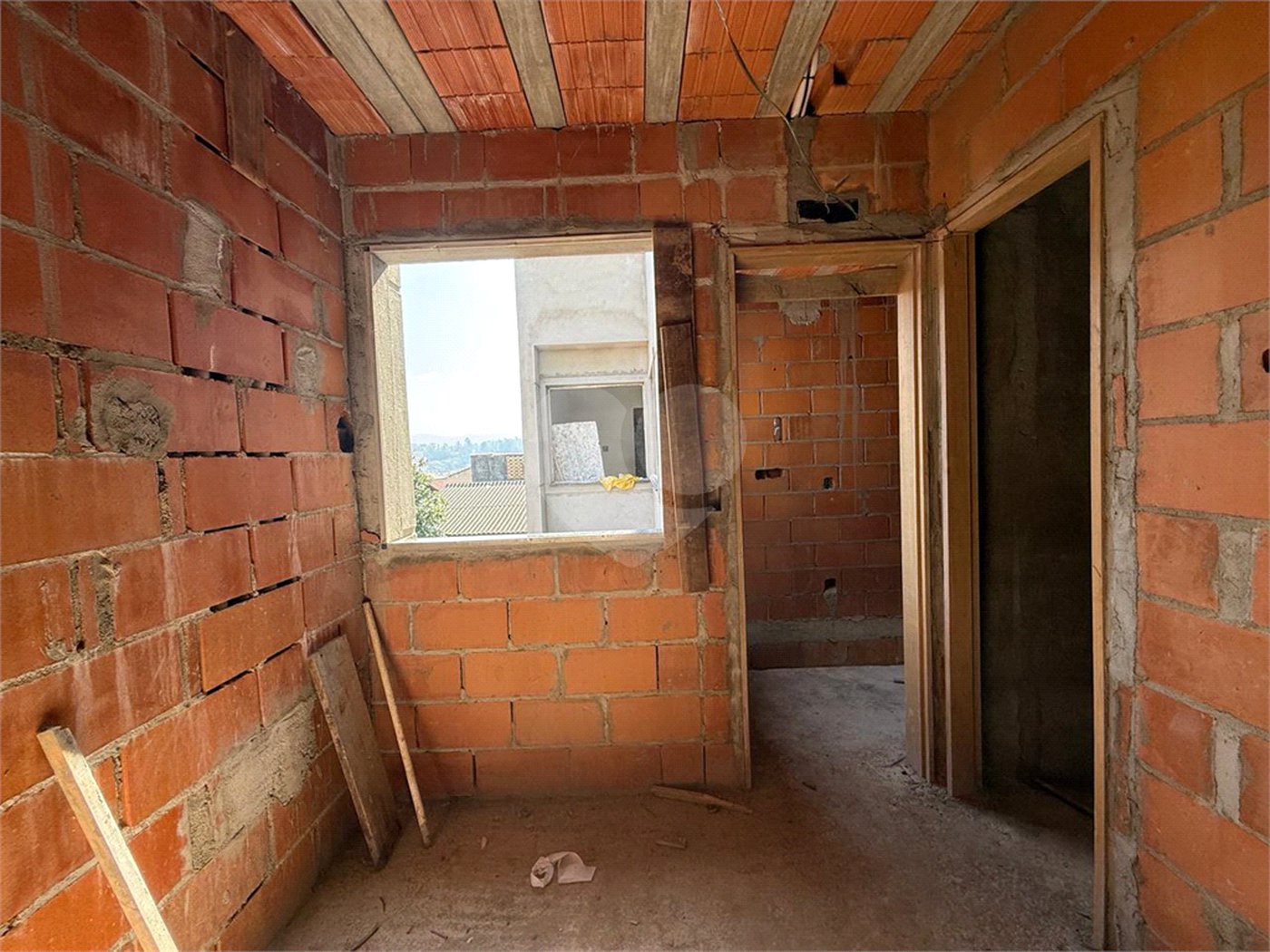Casa à venda com 2 suítes em Água Fria, São Paulo, SP