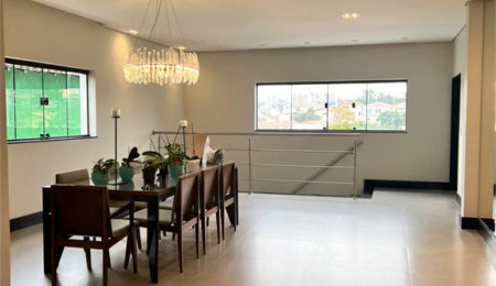 Sobrado à venda com 5 quartos, sendo 2 suítes,  em Vila Inah, São Paulo, SP