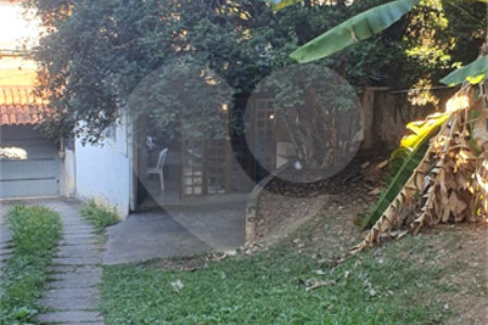 Casa Térrea à venda com 4 quartos, sendo 1 suíte, em Vila Albertina, São Paulo, SP