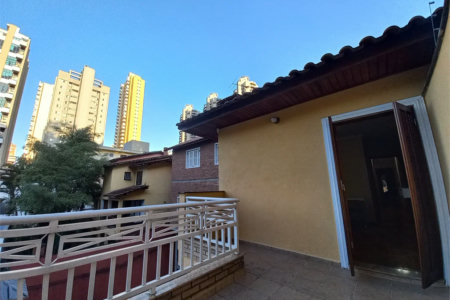Sobrado à venda com 4 suítes em Paraíso do Morumbi, São Paulo, SP