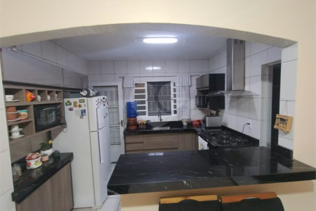 Casa à venda com 3 quartos, sendo 1 suíte, em Jardim Europa, Votorantim, SP