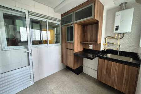 Apartamento à venda com 4 quartos, sendo 2 suítes,  em Jardim Vazani, São Paulo, SP