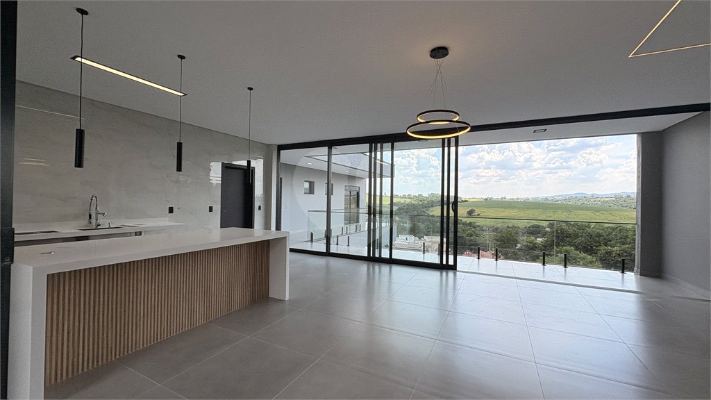 Casa à venda com 3 suítes no condomínio Village Ipanema Ii, Araçoiaba da Serra - SP