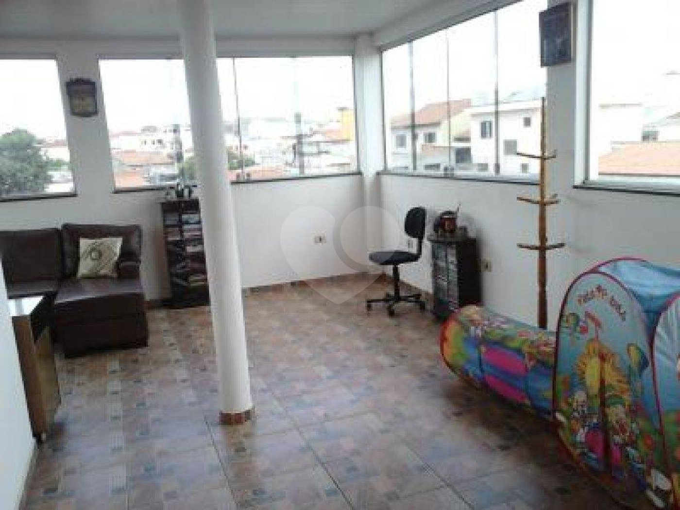 Sobrado à venda com 4 quartos, sendo 2 suítes, em Penha, São Paulo, SP