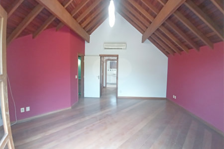 Casa à venda com 3 quartos, sendo 1 suíte,  no condomínio Estância Marambaia, Vinhedo - SP