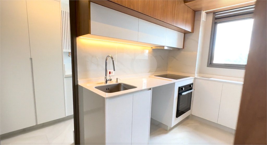 Apartamento à venda com 3 quartos, sendo 1 suíte, em Barra Funda, São Paulo, SP