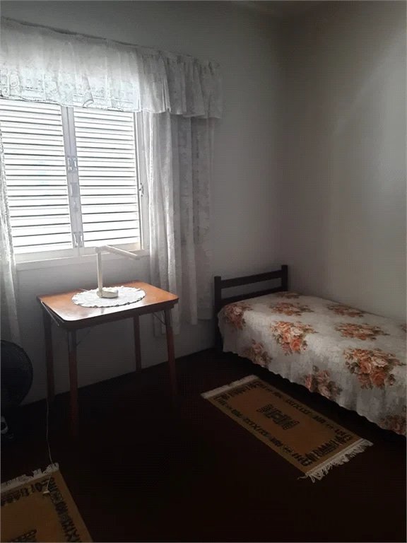 Casa à venda com 4 quartos, sendo 1 suíte, em Jardim Trussardi, São Paulo, SP