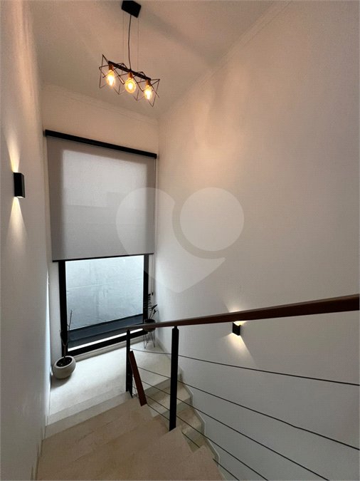 Casa à venda com 4 quartos, sendo 3 suítes, no condomínio Mosaico Essence, Mogi das Cruzes - SP