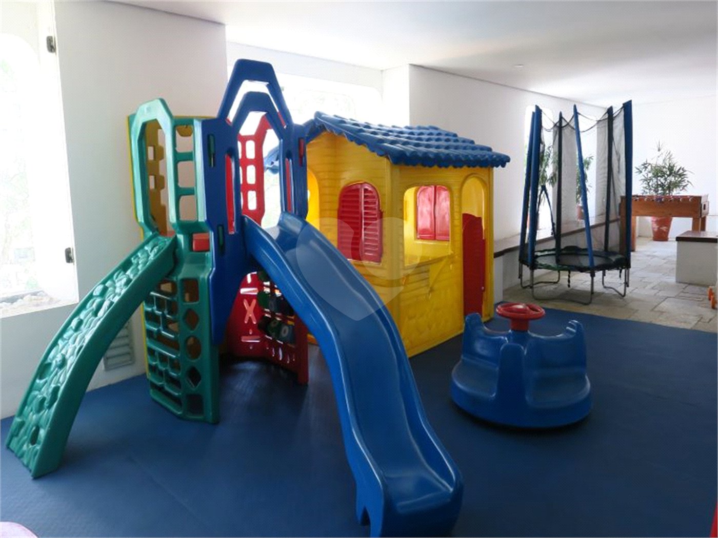 Apartamento à venda com 3 quartos, sendo 1 suíte,  em Vila Andrade, São Paulo, SP