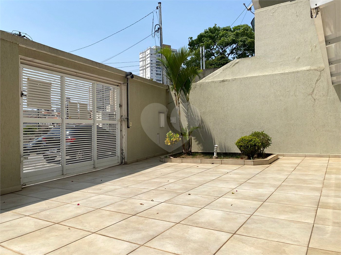 Sobrado à venda com 4 quartos, sendo 3 suítes, em Vila Ester (zona Norte), São Paulo, SP