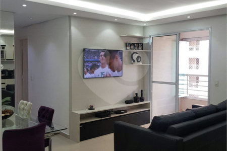 Apartamento à venda com 2 quartos, sendo 1 suíte, no Centro, São Bernardo do Campo, SP