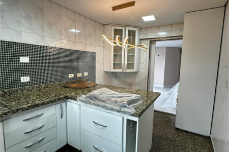 Apartamento à venda com 4 quartos, sendo 1 suíte, em Anchieta, São Bernardo do Campo, SP