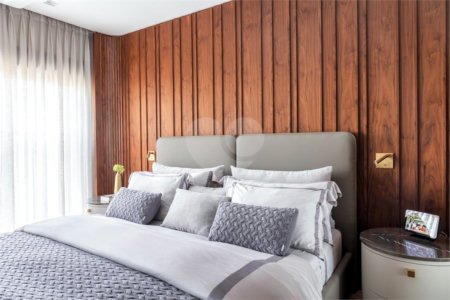 Apartamento à venda com 4 quartos, sendo 2 suítes,  em Vila Mariana, São Paulo, SP