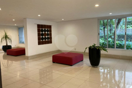 Duplex à venda ou para alugar com 1 suíte em Vila Madalena, São Paulo, SP
