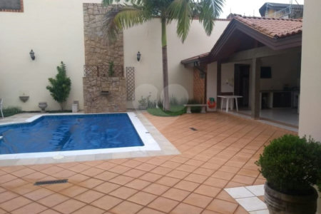 Sobrado à venda com 4 quartos, sendo 2 suítes,  em Jardim Eltonville, Sorocaba, SP