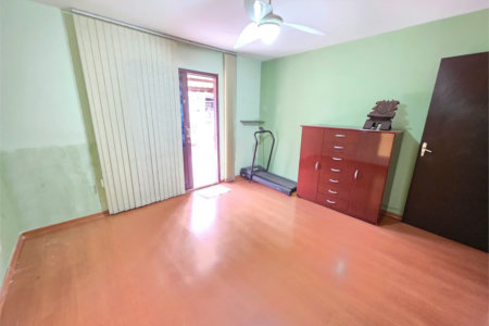 Sobrado à venda com 3 quartos em Rio Pequeno, São Paulo, SP