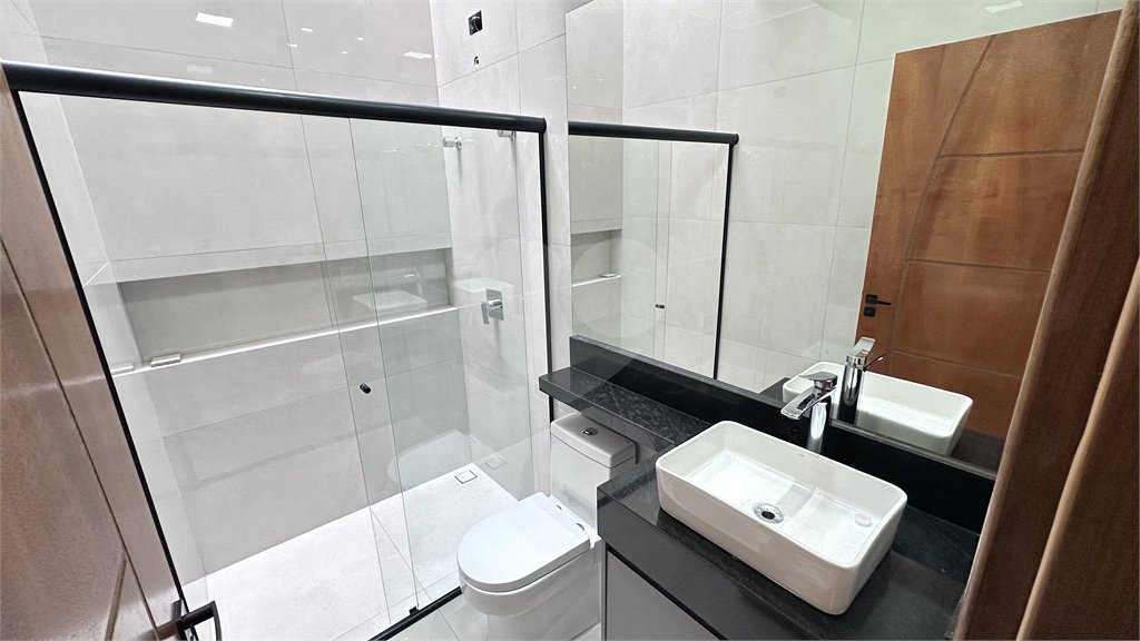 Casa à venda com 3 quartos, sendo 1 suíte, em Jardim Bom Sucesso, Indaiatuba, SP