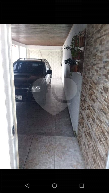Casa à venda com 4 quartos, sendo 1 suíte, em Parque Santa Rosa, Suzano, SP