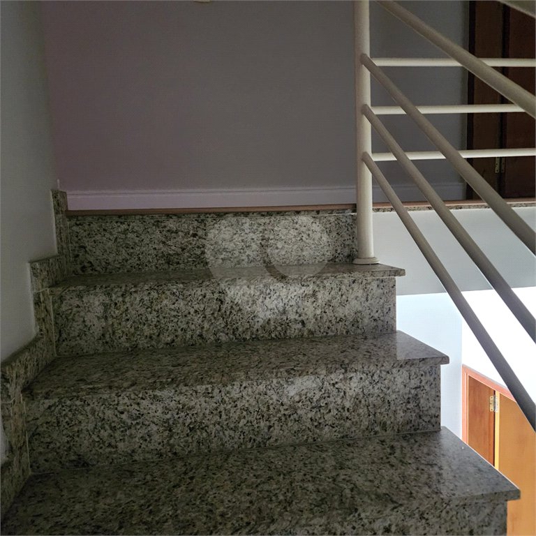 Casa à venda com 2 suítes no condomínio Residencial Maracujás, São Paulo - SP