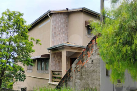 Sobrado à venda com 4 quartos, sendo 1 suíte, em Nova Itatiba, Itatiba, SP