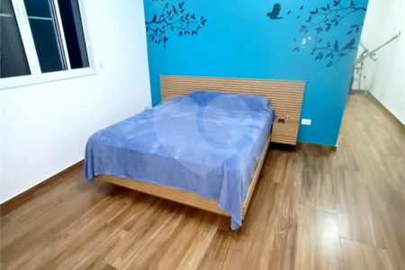 Casa à venda com 3 quartos, sendo 1 suíte, no condomínio Vale da Santa Fé, Vinhedo - SP