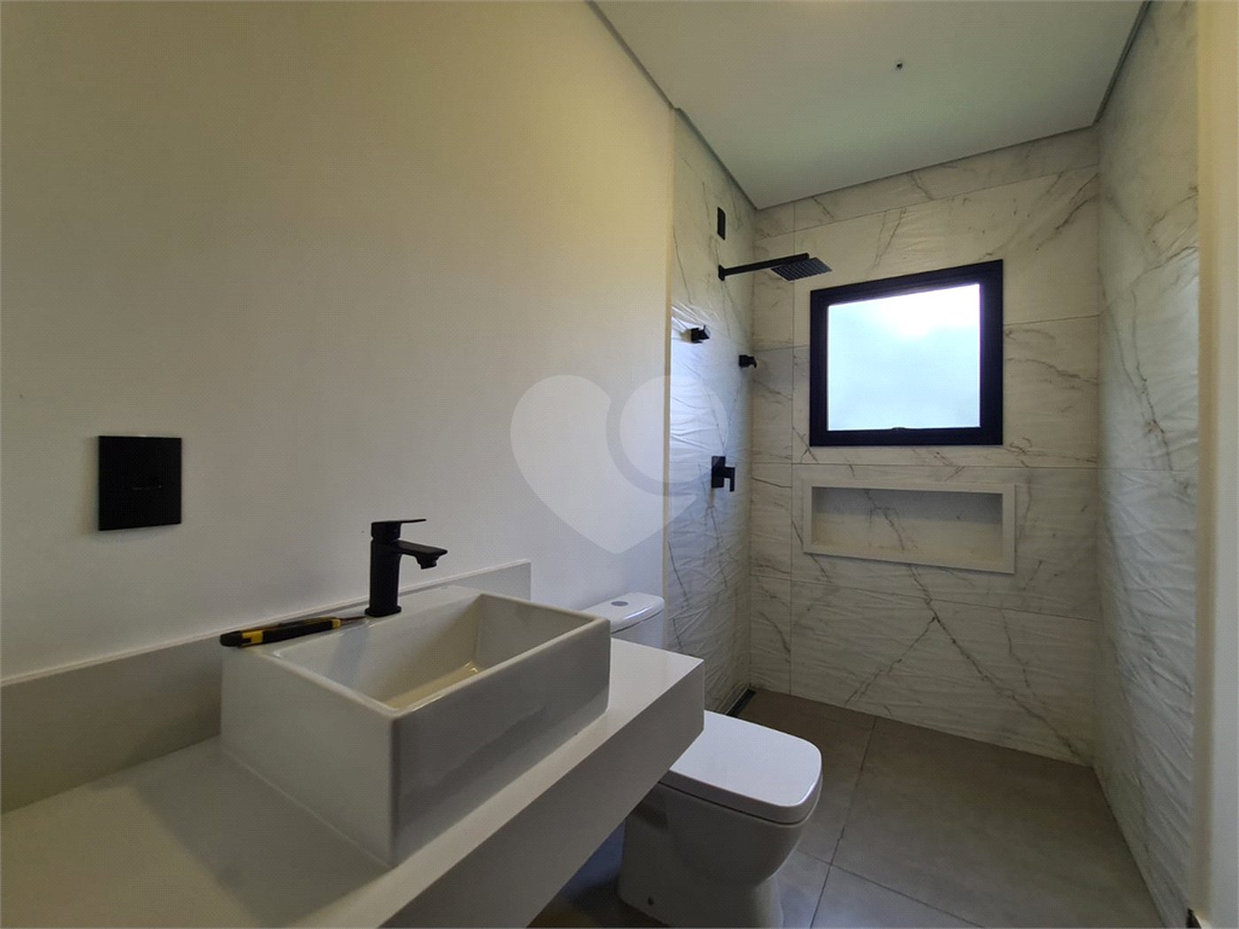 Casa em condomínio à venda com 3 suítes em Vila Santista, Atibaia, SP