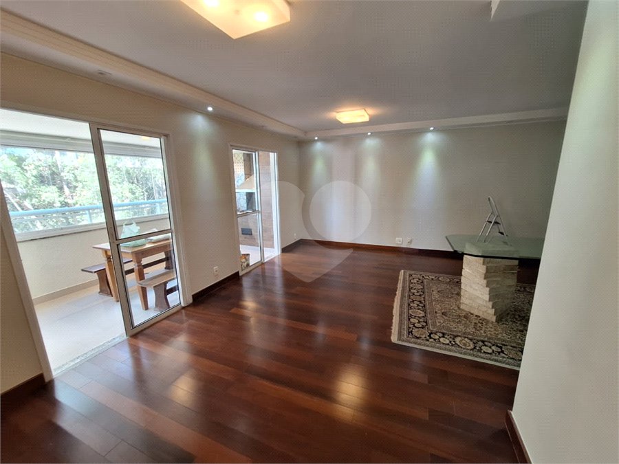 Apartamento para alugar com 3 suítes em Vila Suzana, São Paulo, SP