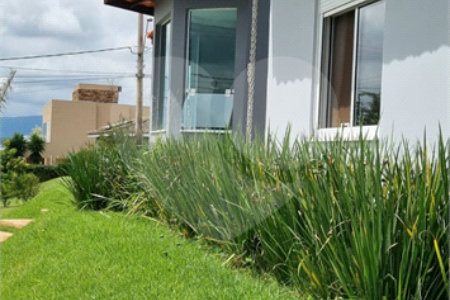 Casa à venda com 3 suítes no condomínio Residencial dos Lagos, Itupeva - SP