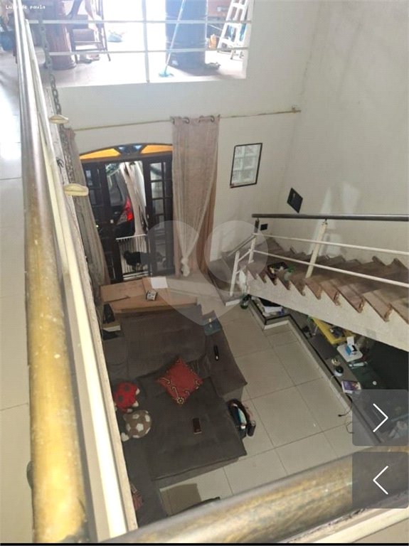 Casa à venda com 5 quartos, sendo 2 suítes, em Parque Maria Helena, Suzano, SP