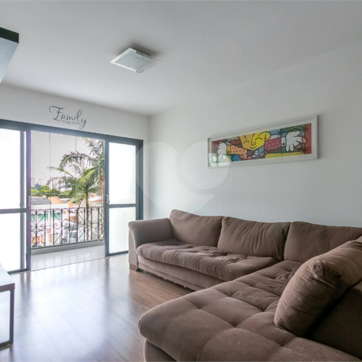 Apartamento à venda com 3 quartos, sendo 1 suíte, em Santo Amaro, São Paulo, SP