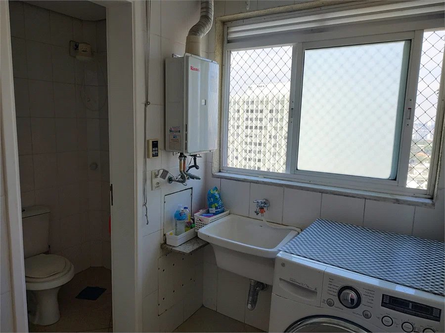 Apartamento à venda com 4 quartos, sendo 2 suítes, em Alto de Pinheiros, São Paulo, SP
