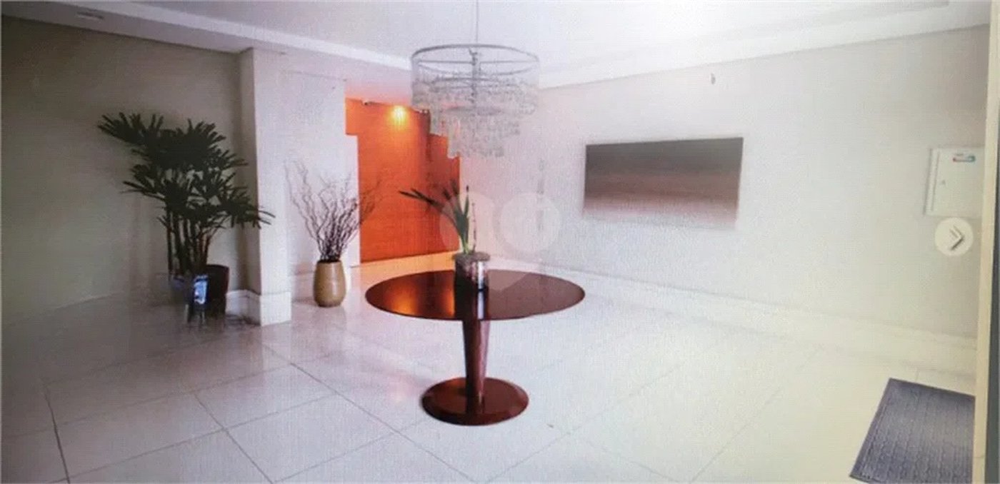 Apartamento à venda com 2 quartos, sendo 1 suíte,  em Morumbi, São Paulo, SP