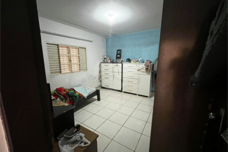Casa à venda com 3 quartos, sendo 1 suíte,  em Vila Barth, Itapetininga, SP