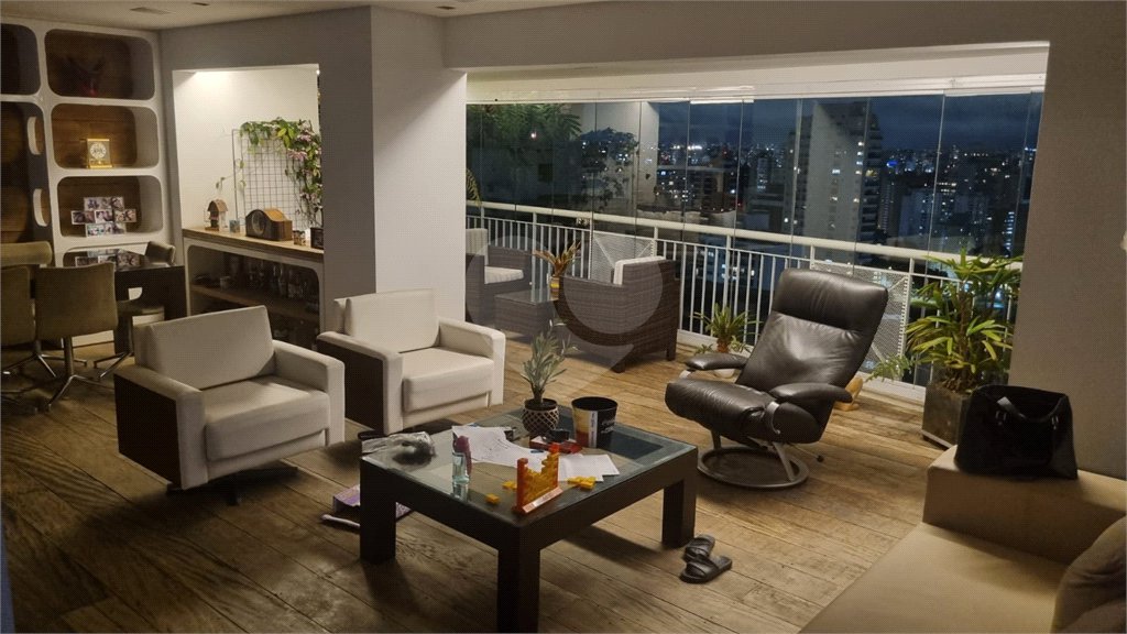 Apartamento para alugar com 3 suítes em Paraíso, São Paulo, SP