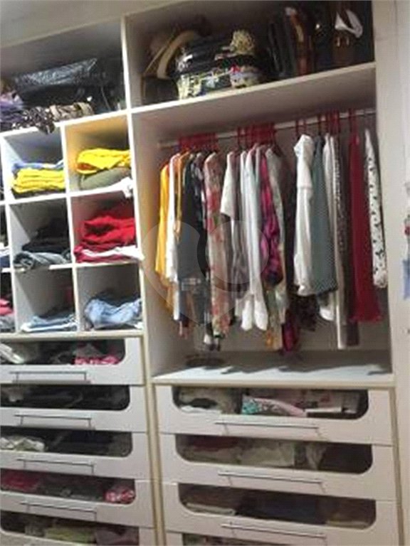 Casa à venda com 4 quartos, sendo 3 suítes, no condomínio Residencial Nova Cantareira, São Paulo - SP