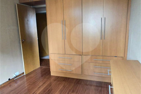 Apartamento à venda com 3 quartos em Vila Campestre, São Paulo, SP