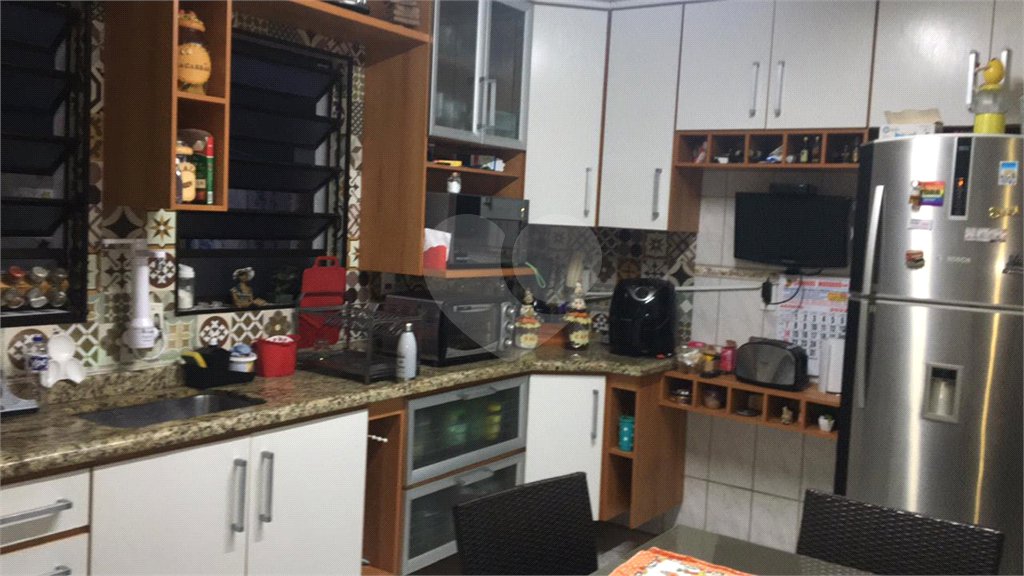Sobrado à venda com 3 quartos, sendo 1 suíte, em Vila Guilherme, São Paulo, SP
