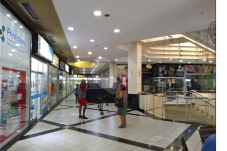 Sala à venda ou para alugar em Bangu, Rio de Janeiro, RJ