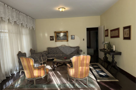 Casa à venda com 6 quartos, sendo 2 suítes, em Lapa, São Paulo, SP