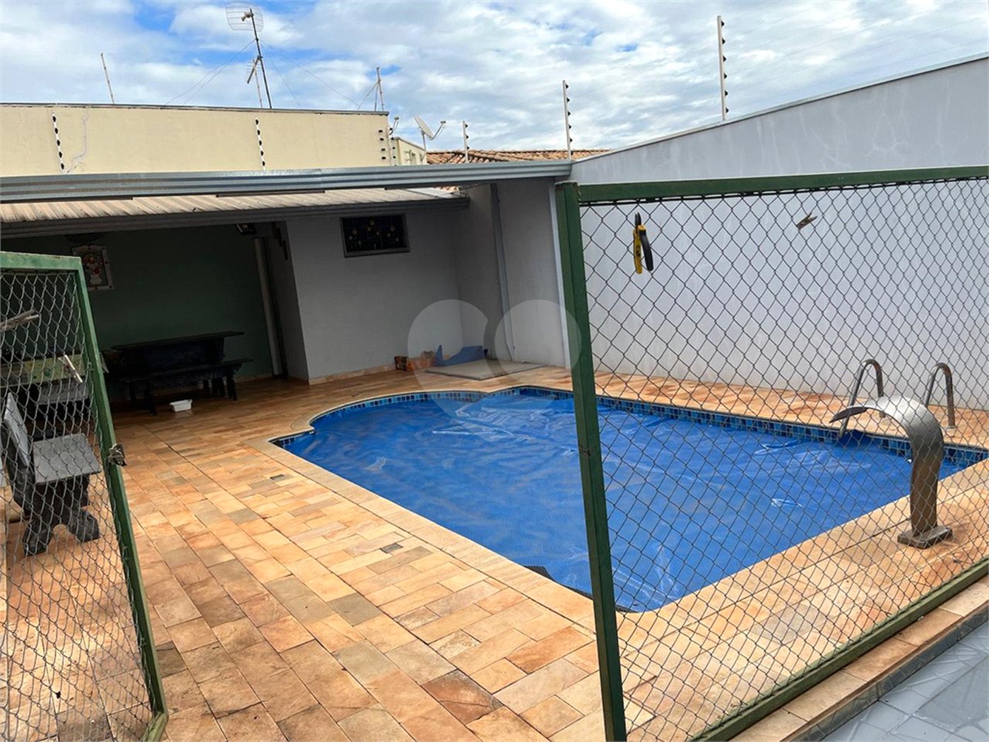 Casa à venda com 2 suítes em Cidade Jardim, Araraquara, SP