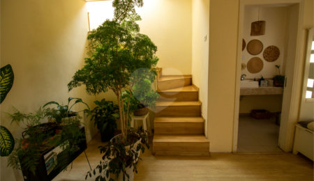 Casa à venda com 4 quartos, sendo 1 suíte,  em Santa Luzia, Alumínio, SP