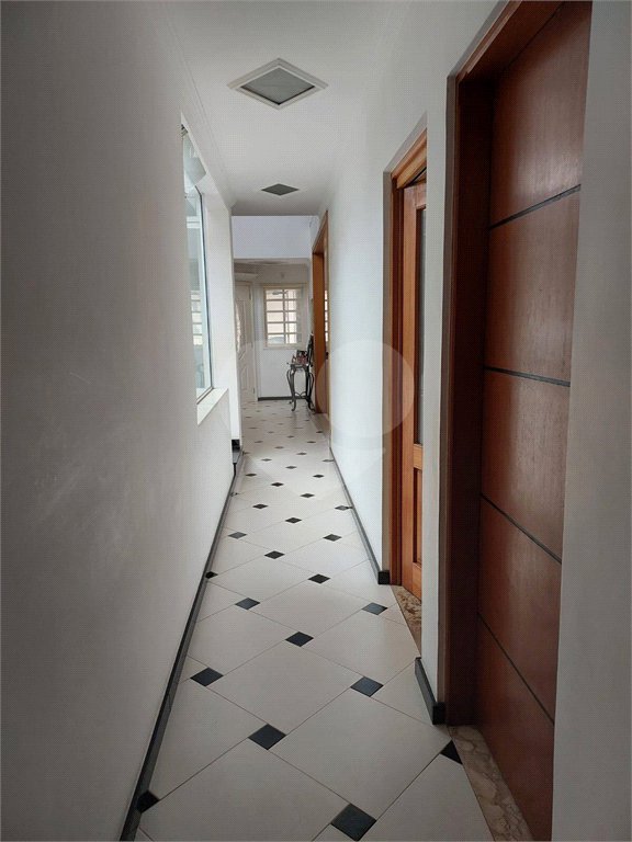 Sobrado à venda com 3 quartos, sendo 1 suíte, em Jardim Fonte Áurea, Poá, SP