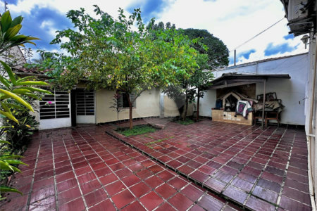 Casa Térrea à venda ou para alugar com 3 quartos em Brooklin Novo, São Paulo, SP