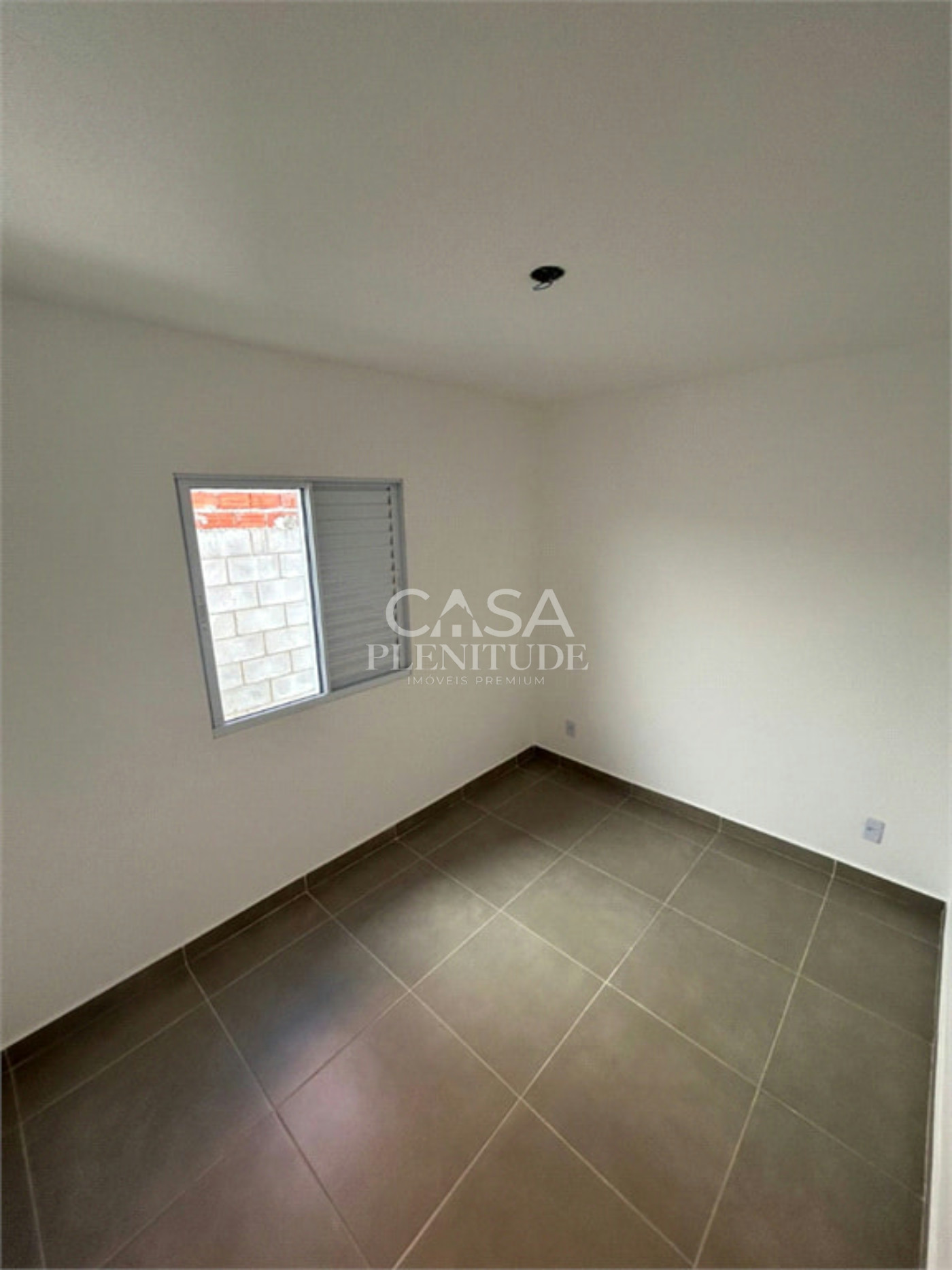 Casa em condomínio à venda com 2 quartos em Aparecidinha, Sorocaba, SP