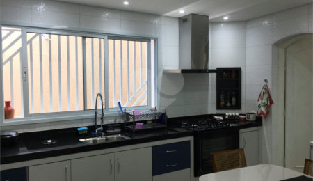 Sobrado à venda com 3 quartos, sendo 1 suíte, em Jaçanã, São Paulo, SP