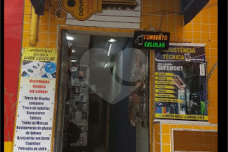 Casa comercial na Liberdade.