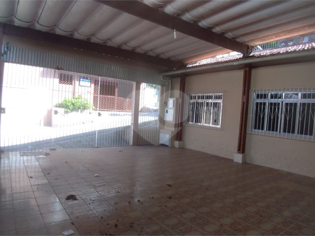 Casa Térrea à venda com 3 quartos, sendo 1 suíte,  em Horto, São Paulo, SP