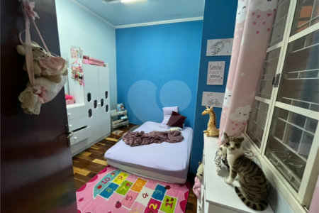 Casa à venda com 3 quartos, sendo 1 suíte, em Parque Santa Marta, São Carlos, SP