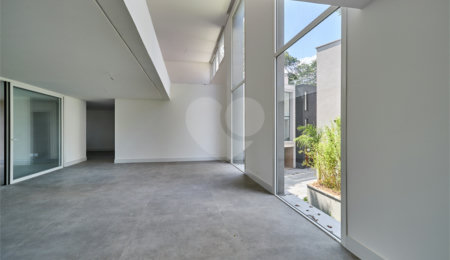 Casa à venda com 4 suítes no condomínio Liló, São Paulo - SP